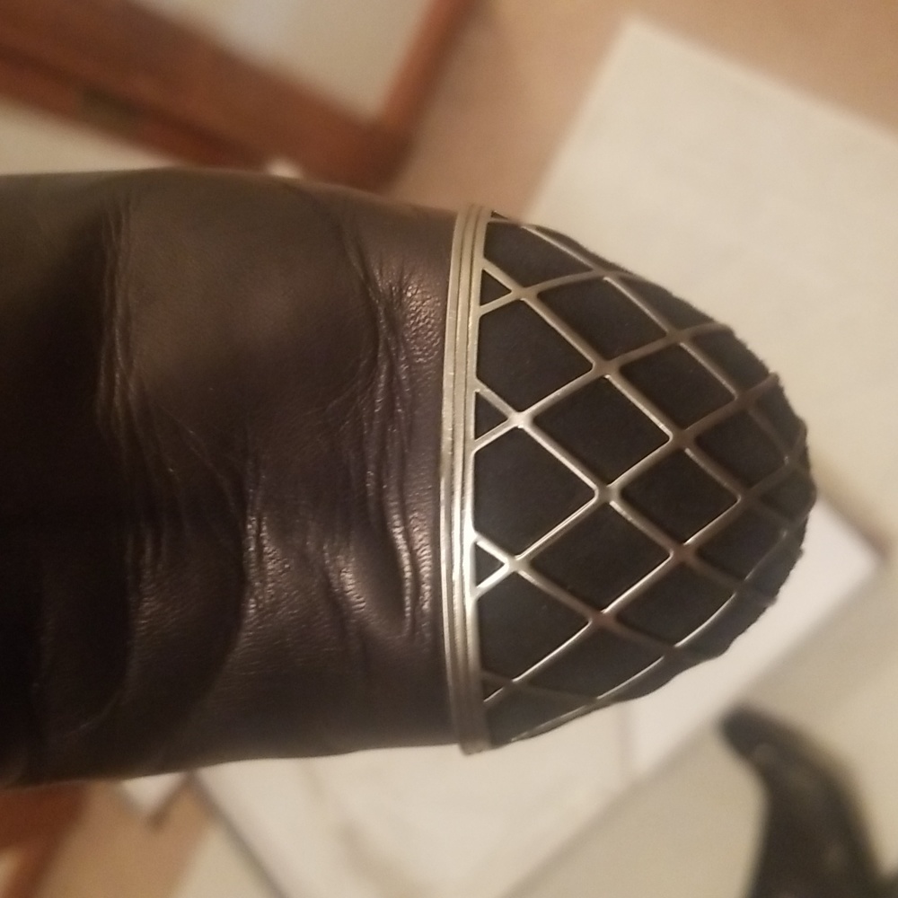 Authentic Chanel boots - Picture 10 of 12